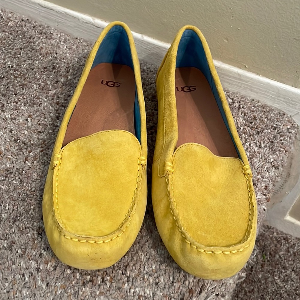 Ugg yellow moccasins Brand New size 8